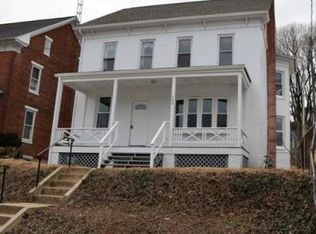 145 W Main St, Windsor, PA 17366