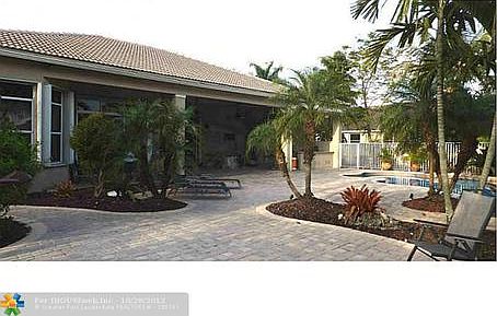5th image of 11350 NW 6th St