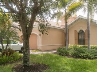 1410 Serrano Cir, Naples, FL 34105