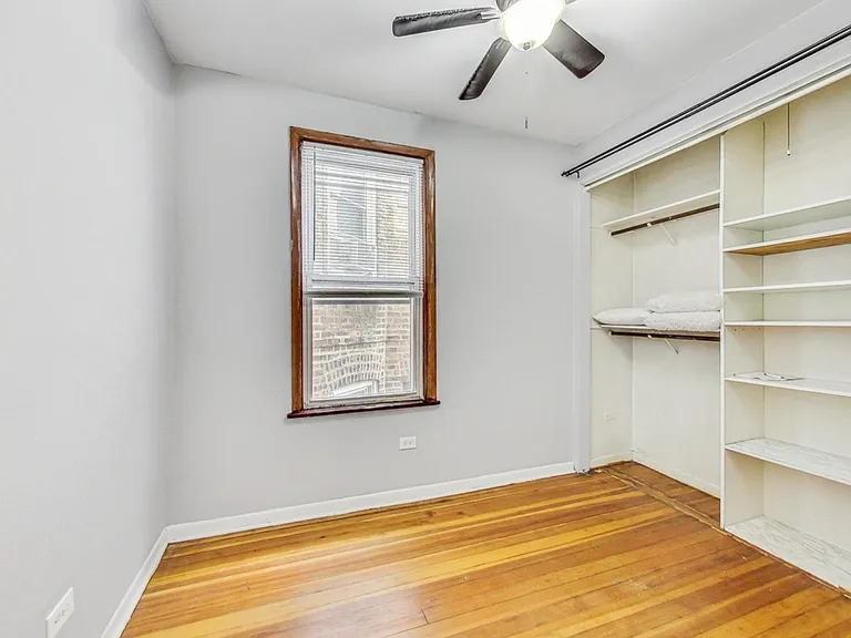2554 W Winnemac Ave #2 — Photo 5