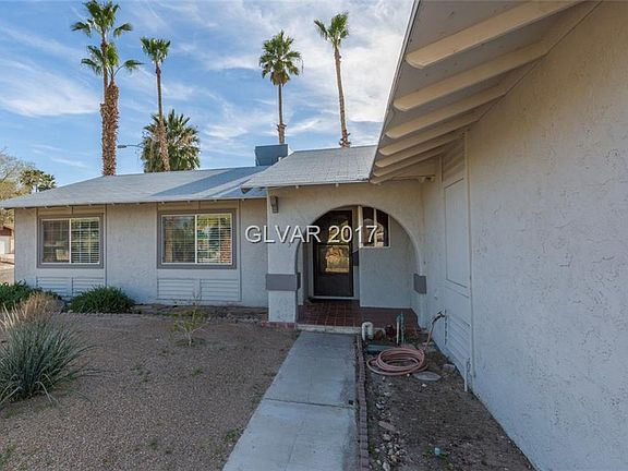 3rd image of 3875 Mayhill Ave