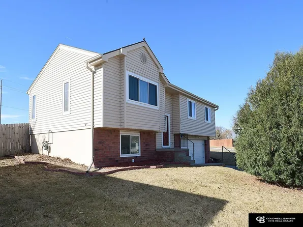 3311 Wilhelminia Dr, Bellevue, NE 68123