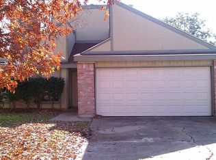 4466 Yupon Ridge Dr, Houston, TX 77072