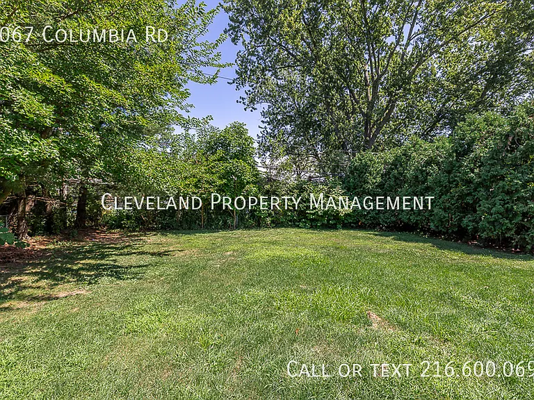 2067 Columbia Rd — Photo 32