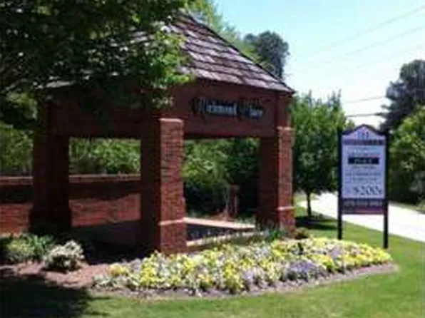 1633 Richmond Meadow Ct, Loganville, GA 30052
