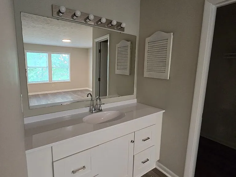 1021 Wood Creek Dr #6 — Photo 11