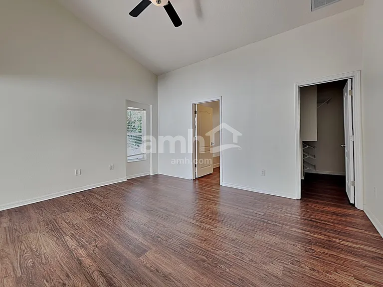 30734 Midtown Ct — Photo 9