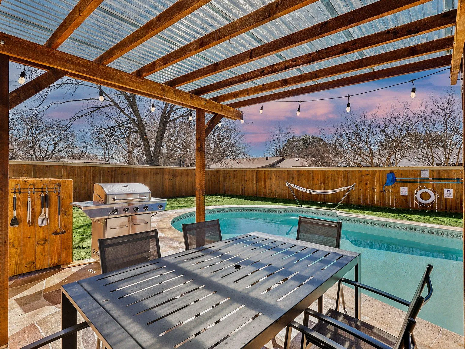 7920 Limerick Ln — Photo 3