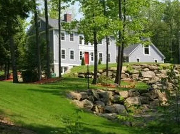 178 Mellish Rd, Langdon, NH 03602