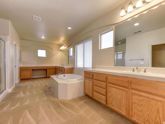 4th image of 4342 Reveil Ln