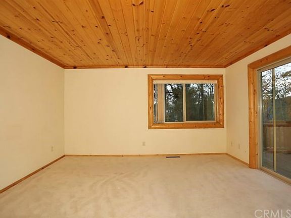5th image of 1174 Crags Ln
