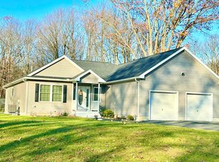 350 Butz Ln, Scotrun, PA 18355