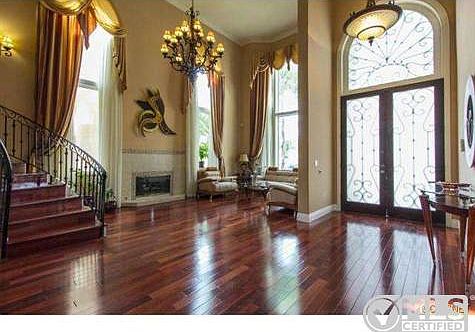 2nd image of 5044 Lindley Ave