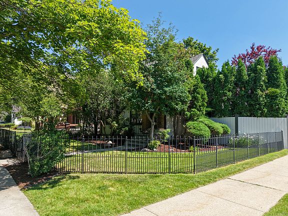2nd image of 501 Evans Ave