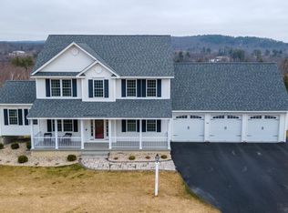 122 Brookview Dr, Manchester, NH 03106