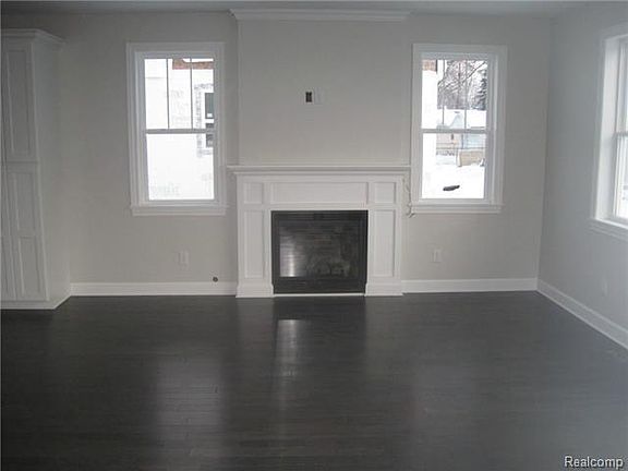 4th image of 515 N Minerva Ave