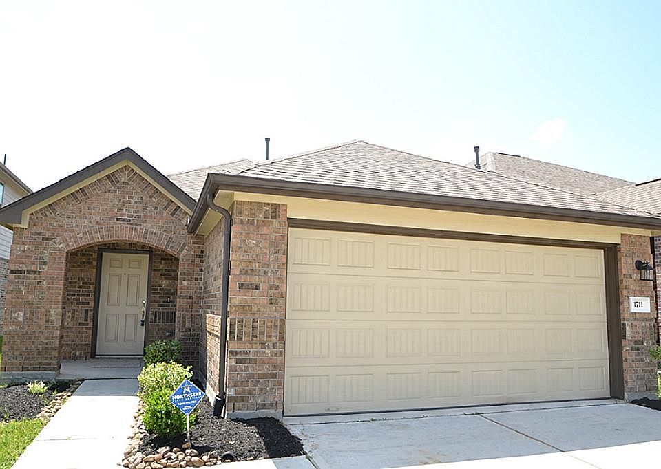 1st image of 1711 Thornhollow Dr