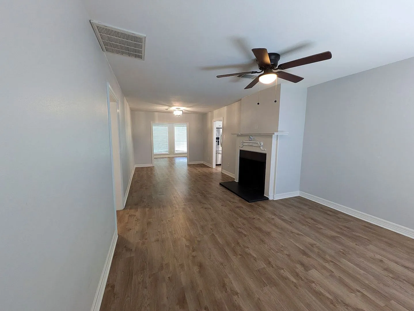 2275 Central Dr. Beaumont, Texas 77706 — Photo 2