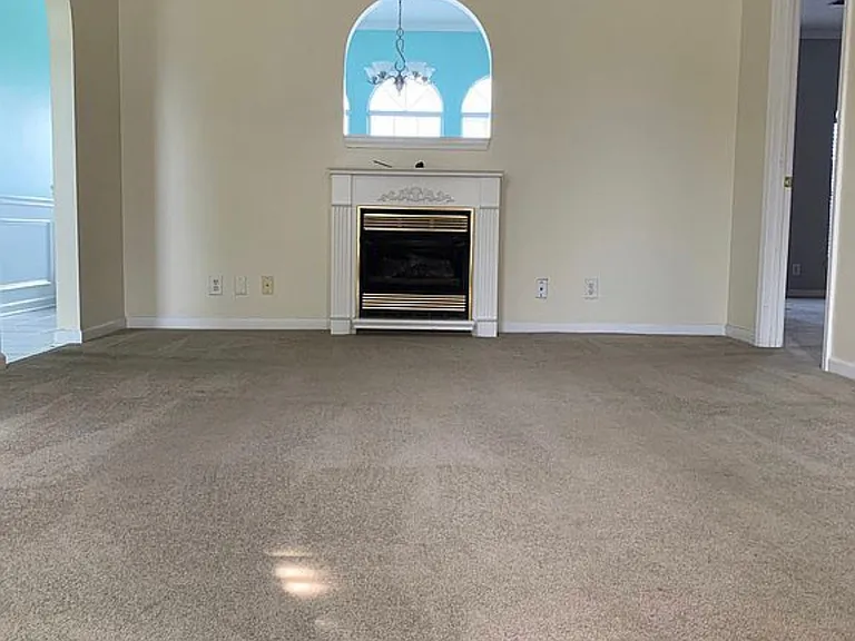 609 Black Oak Dr #122 — Photo 4