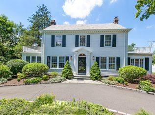 193 Sturges Rd, Fairfield, CT 06824