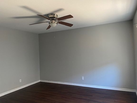 2nd image of 2532 Charlotte St #B-6