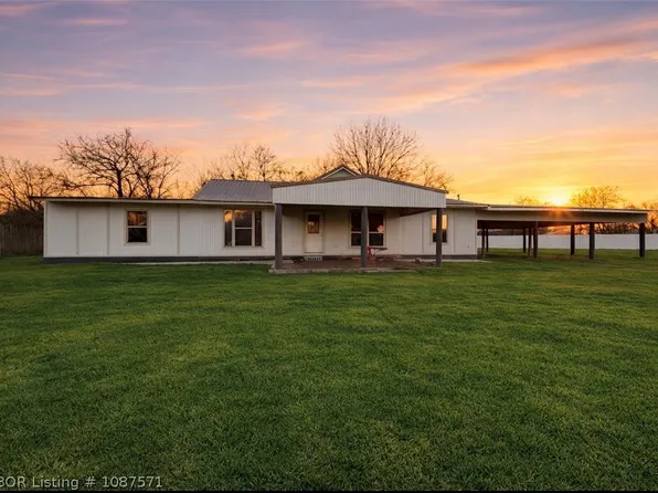 502 W Creek Ave, Sallisaw, OK 74955