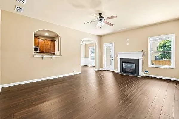 3920 Lake Manor Way — Photo 9