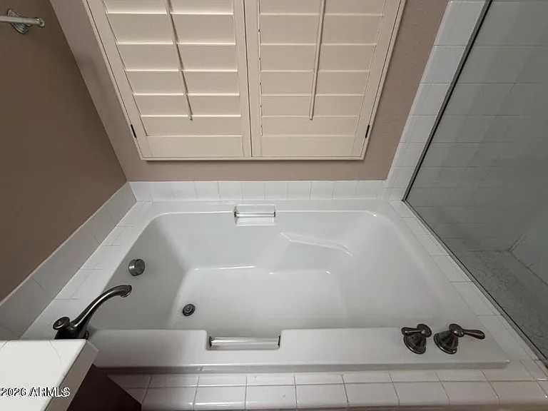 421 W Wisteria Pl — Photo 27