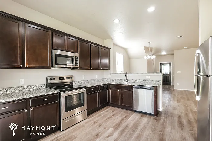417 Auburn Park — Photo 9