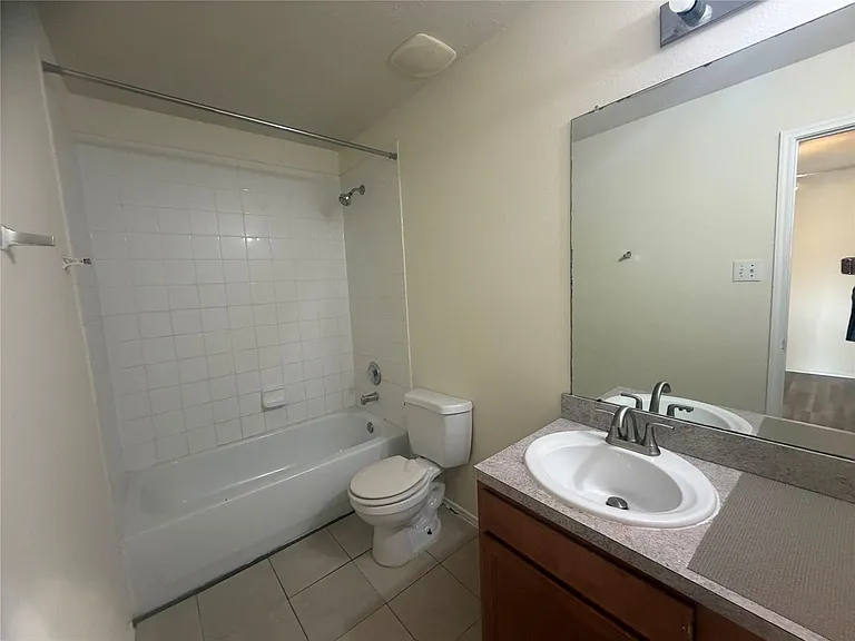 21219 Grand Linden Ct — Photo 13