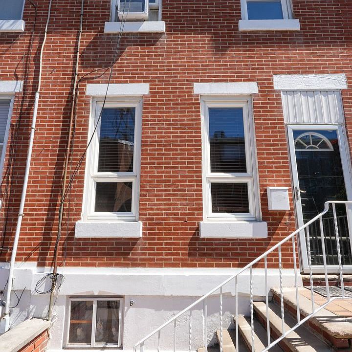 1st image of 217 Moore St