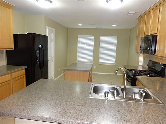 2nd image of 8003 Berkely Ct