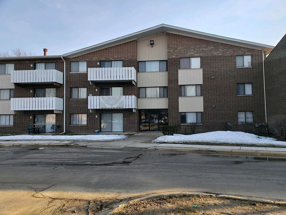 1st image of 3000 Bayside Dr Unit 102