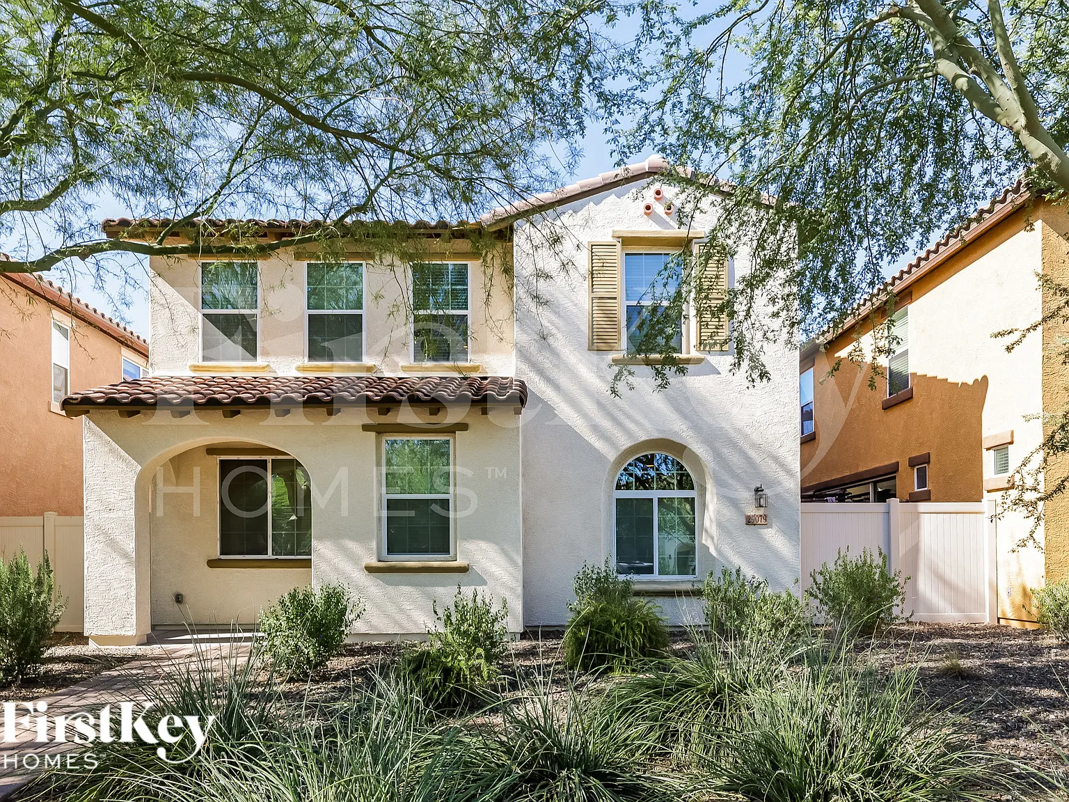 3 bed, 3.0 bath, 2418 sqft, $2,140 — Photo 1