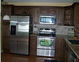 4th image of 462 SE 21st Dr