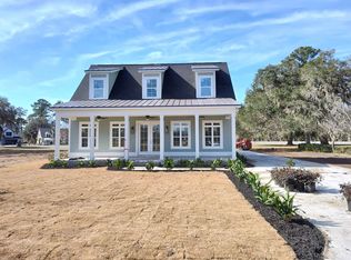 608 Green Meadows Cir, Georgetown, SC 29440