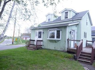 71 Woodmont Rd, Northampton, MA 01060