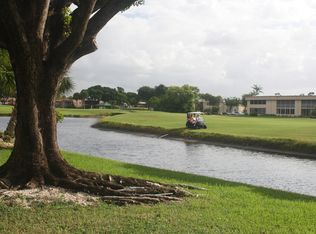 11 Normandy Ln #A, Delray Beach, FL 33484