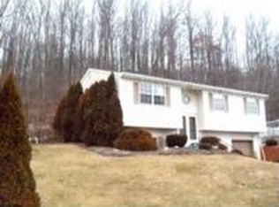 23 Hillcrest Dr, Downingtown, PA