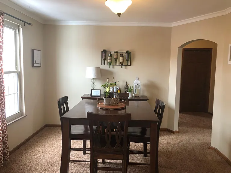 1606 Elmwood Ave #B — Photo 4