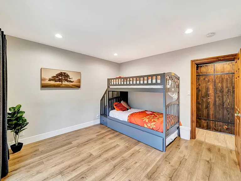 22826 Dolorosa St — Photo 48