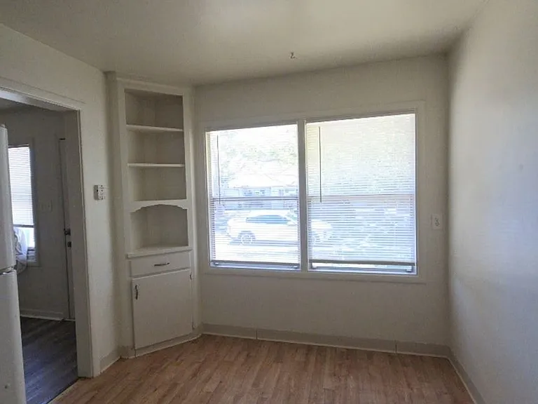 638 Nevada St — Photo 17