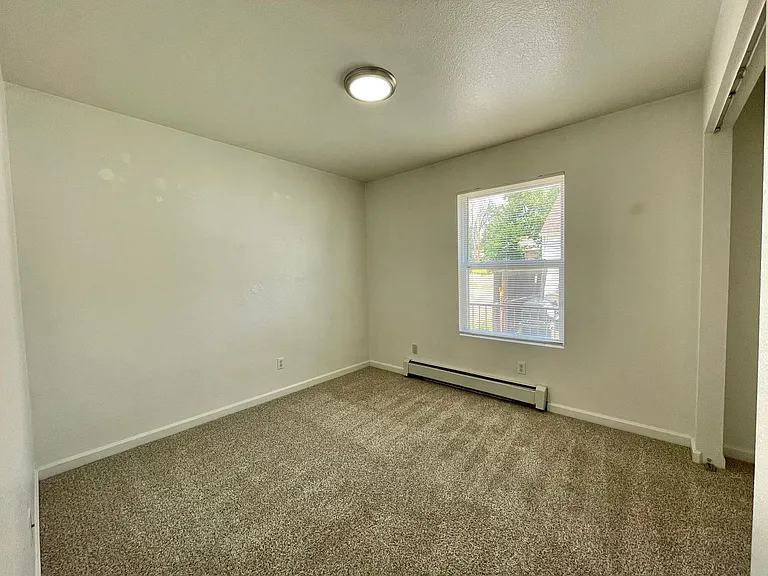 2117 9th Ave — Photo 27