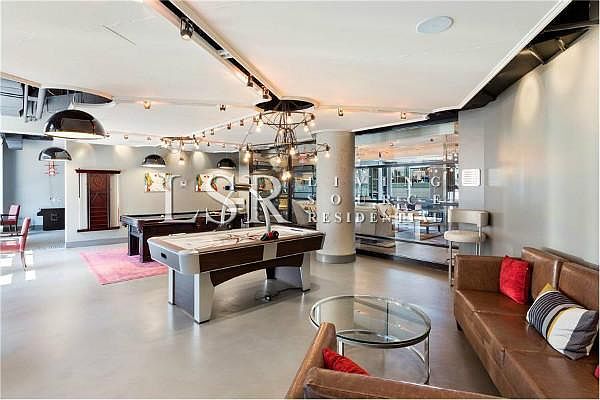 2nd image of 66 Rockwell Pl APT 6L