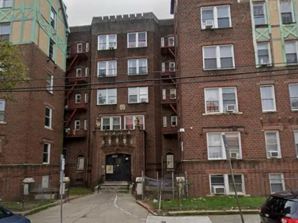 135 Belmont Avenue image 12 of 13