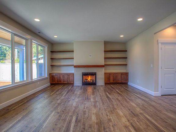 3rd image of 5012 88th Ave W