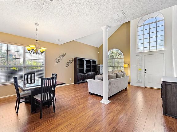 5th image of 4021 Standridge Dr