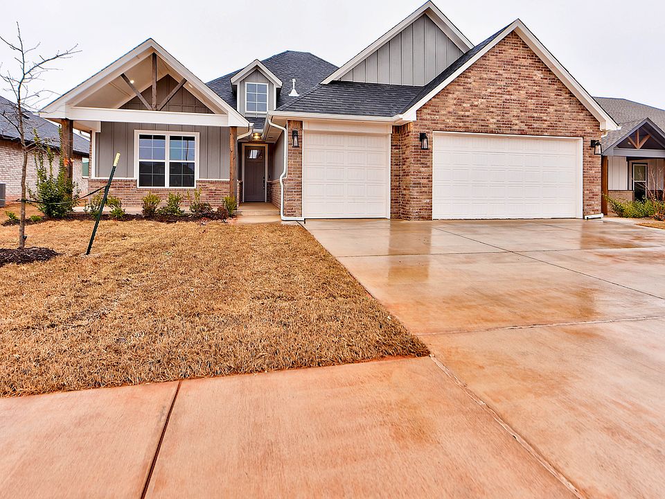 Front of Home with 3 car garage