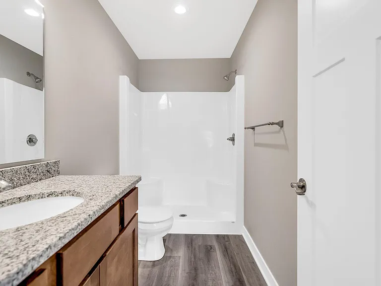 335 Cypress St — Photo 17