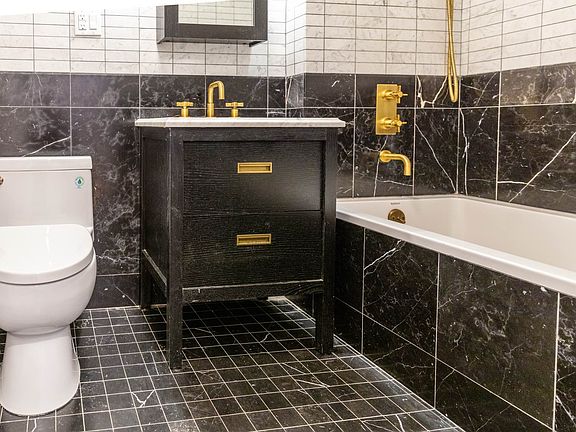 3rd image of 564 Saint Johns Pl APT 708